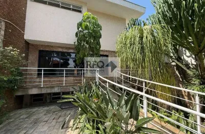 Venha conhecer esta incrível casa localizada no jardim da glória, um bairro tranquilo e seguro, perfeito para quem busca qualidade de vida!