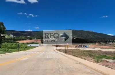 A união perfeita entre conforto e tranquilidade. condomínio ecoville i  na melhor localização de atibaia.