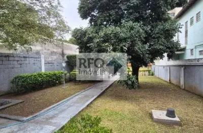 Imperdível oportunidade! Casa Térrea à venda/locação em São Paulo-SP, Jardim da Glória. 2 quartos, 2 suítes, 2 salas, 3 banheiros, 5 vagas, 110m².