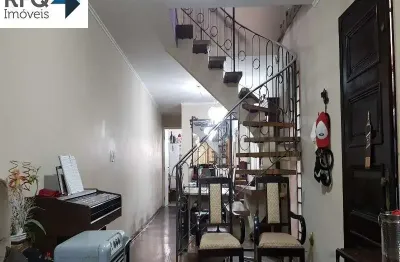 Sobrado na avenida bosque da saúde, podendo ser residencial ou comercial ou para construir algum prédio bacana!