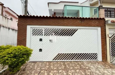 Sobrado à Venda Próximo ao Parque do Carmo – 2 Suítes, Ar-Condicionado, Churrasqueira e 2 Vagas