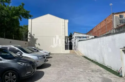 Sobrado em Condomínio para Locação | 2 Suítes | Vaga de Garagem _ Facil acesso ao metro