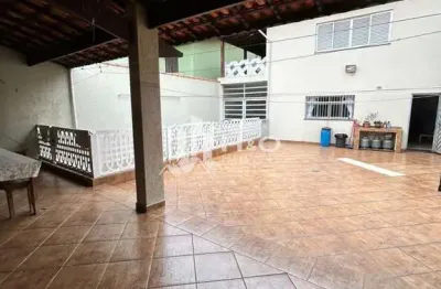 Sobrado alto padrão com 3 dormitórios, 1 suíte, 6 vagas, quintal amplo e espaço multifuncional – cidade líder – r$ 1.500.000