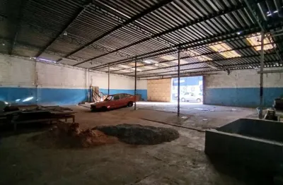 Galpão / Depósito / Armazém de 1000m² no bairro Vila Luzita, em Santo André