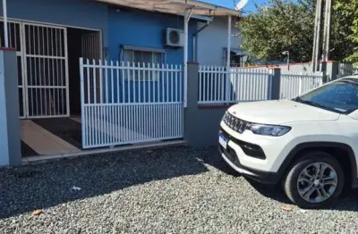 Casa para Venda em Barra Velha, Centro, 3 dormitórios, 1 suíte, 2 banheiros