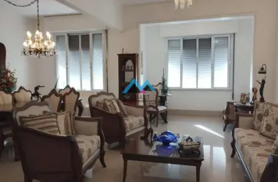 Excelente apartamento de 3 quartos, sendo 1 suíte, 137 m², todo reformado, à venda no Flamengo.
