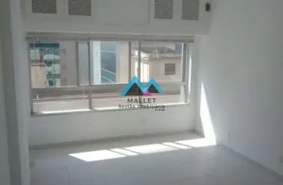 Excelente sala comercial de 28 m², toda reformada, à venda no centro do rio de janeiro.