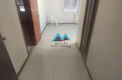 Excelente Grupo de salas com 45 m², à venda no Centro do Rio de Janeiro.