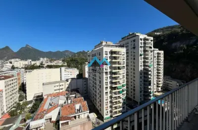 Excelente Cobertura Duplex, 163 m², com 3 suítes, toda reformada, vista para o Cristo Redentor, à venda em Laranjeiras.