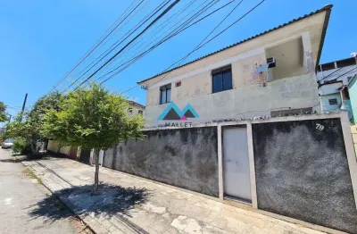 Ótimo apartamento de 2 quartos, 67 m², à venda na Penha Circular.