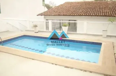 Maravilhosa casa de 3 quartos, sendo 1 suíte, 224 m² à venda no Pechincha, em Jacarepaguá.