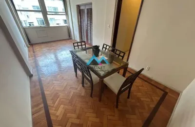 Excelente apartamento de 3 quartos, sendo 1 suíte, 107 m², à venda em Copacabana.