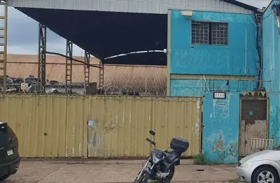 Salão Comercial na Vila Elisa medindo 250 metros quadrados .