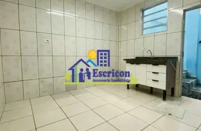 Ótima casa disponível para locação no bairro Jardim Tietê-São Mateus, cômodos amplos e bem acabados, ótima localização!