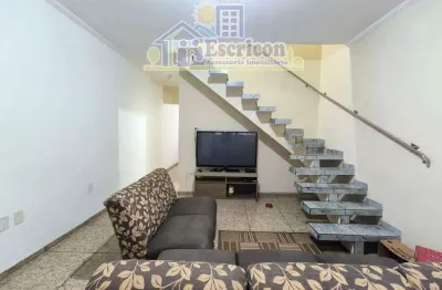 Maravilhosa casa à venda no Jardim Das Rosas, ótima localização com diversos comércios por perto !!