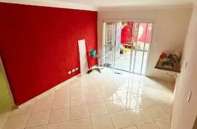 Maravilhosa casa á venda no Jardim Ivone, próximo a Avenida do Oratório, fácil acesso ao Monotrilho!!