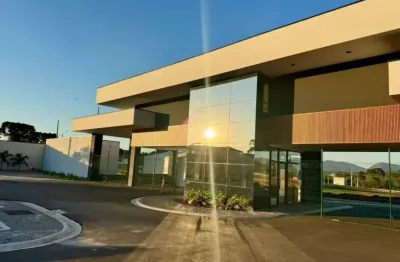 Oportunidade imperdível para quem procura morar em um condomínio que te oferece lazer e praticidade no dia a dia!!