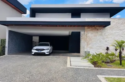 Casa em condomínio fechado com 3 quartos à venda na Rua GT 10, 1, Condomínio Residencial Grand Trianon, Anápolis