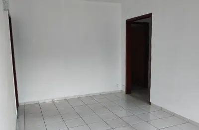 Casa Terrea no Jd Maria Luiza para locação Residencial ou Comercial.