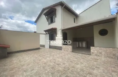 Casa com 2 quartos à venda na Rua Inácio Ramos da Silva, 298, Jardim Belvedere, Volta Redonda