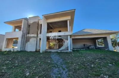 Venda - Casas em Condomínios - 4 dormitórios - Pedancino - Caxias do Sul - RS