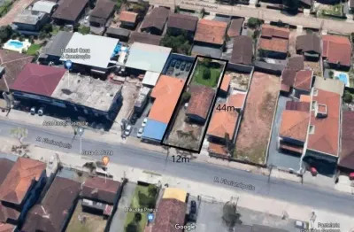 Terreno à venda na Rua Florianópolis, 2757, Guanabara, Joinville