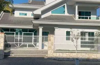 Casa com 4 quartos à venda na Rua Frontin, 138, Iririú, Joinville