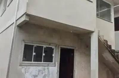 Casa com 6 quartos à venda na Rua Valdemiro Ender, 141, Petrópolis, Joinville