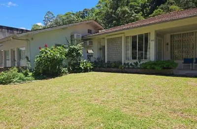 Casa com 4 quartos à venda no América, Joinville 