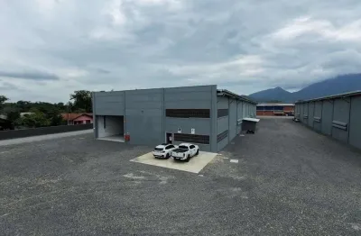 GALPÃO INDUSTRIAL no RIO BONITO com 0 quartos para LOCAÇÃO, 2500 m²