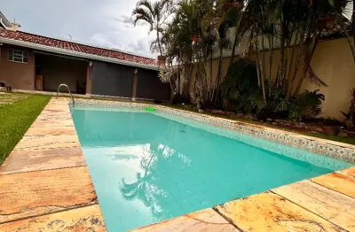 Casa à Venda – Jardim Europa Alto padrão | Amplo terreno | Lazer completo