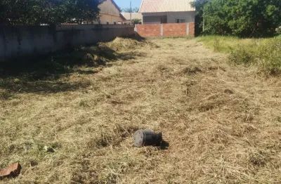 Terreno de 334 m² em condomínio com lazer, piscina e acesso exclusivo