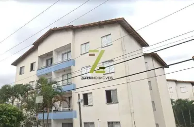 VENDA - Apartamento 50m2 com varanda, 2 quartos e vaga e lazer na Praia Grande - SP