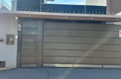 Casa com 3 quartos à venda na Rua Ari Coelho de Oliveira Neto, 579, Vila Vilas Boas, Campo Grande