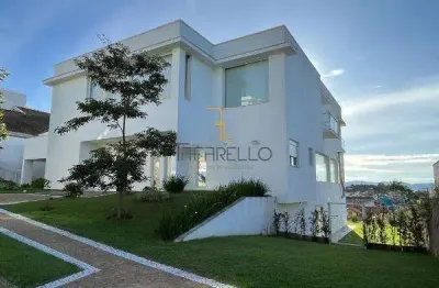 Casa à venda com 5 dormitórios no Loteamento Porto Seguro Village, Valinhos.