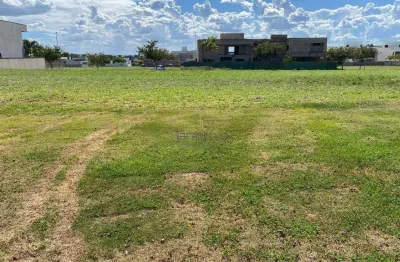 Terreno plano residencial a venda no condomínio Tamboré em Jaguariúna.