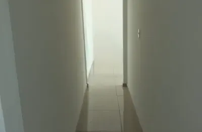 Oportunidade Imobiliária Apê vazio no Coração de Queimados