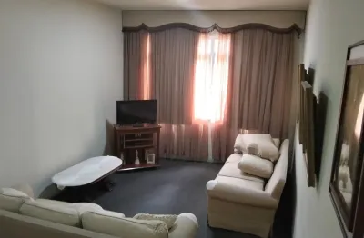 Área Nobre de Nova Iguaçu - Apartamento Vazio 02 quartos  frente