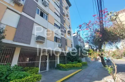 Apartamento térreo, lateral, com 02 dormitórios - menino deus – porto alegre - rs