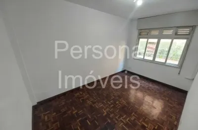 Apartamento térreo, lateral, com 02 dormitórios - menino deus – porto alegre - rs