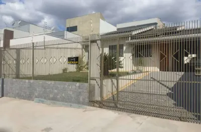 Casa com 4 quartos à venda no Jardim Europa, Arapongas 