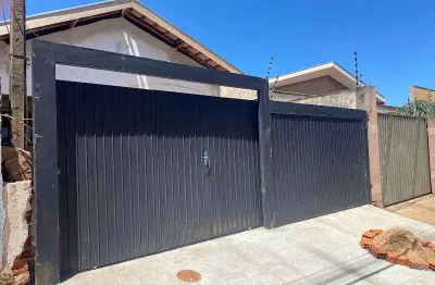 Casa com 3 quartos à venda no Jardim Petrópolis, Arapongas 