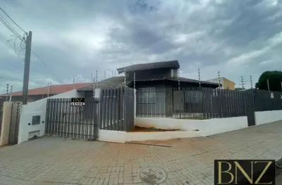 Casa no parque siomara: 3 quartos, 5 banheiros, terreno extra - r$690.000!