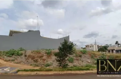 Direitos de terreno de esquina à venda no residencial tozzi