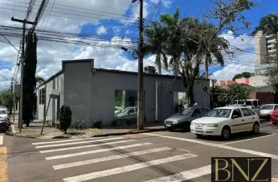 Sala comercial para locação no centro– excelente localização e visibilidade