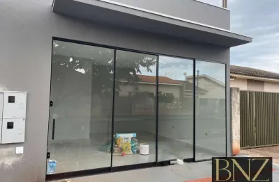 Sala comercial nova para locação – próximo à avenida siriema