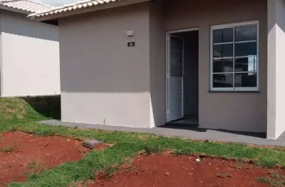 Casa com 2 quartos para alugar na Vila Triângulo, Arapongas 
