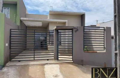 Casa com 2 quartos para alugar no Jardim Hermínio e Maria, Arapongas 