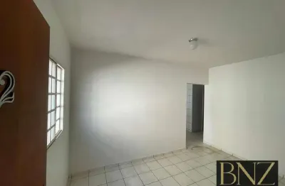 Apartamento com 2 quartos à venda no Jardim Universitário, Arapongas 