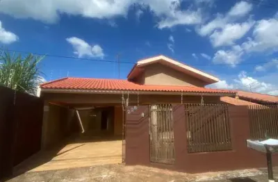 Casa com 3 quartos à venda no Jardim Santo Antônio, Arapongas 